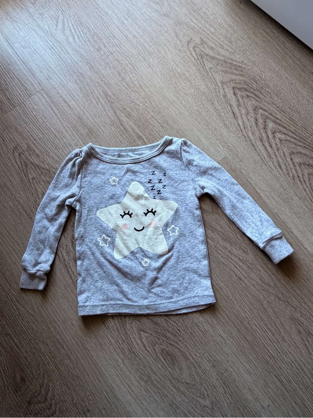 wonder nation Gray Long-Sleeve Top with Smiling Star